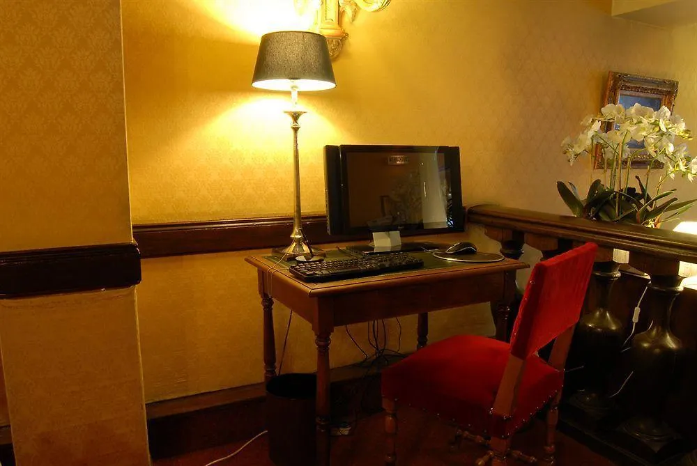 Hotel Des Deux Continents Παρίσι
