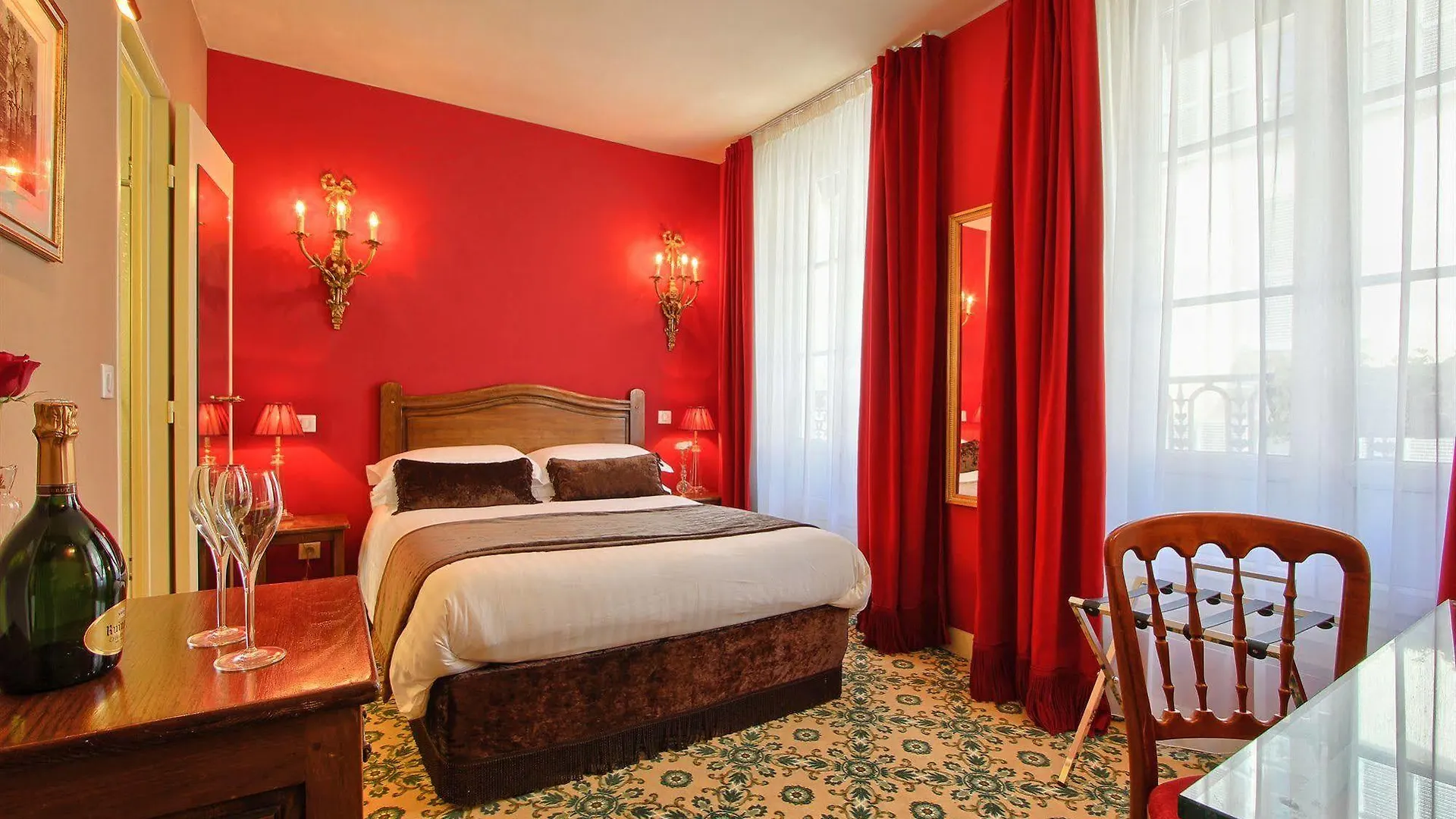 Hotel Des Deux Continents Paris